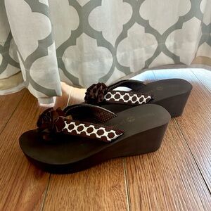 Lindsey Phillips Switchflops Flip Flop with Platform | Sz: 6 | Color: Dark Brown